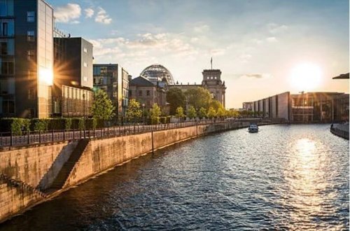 Almaniyada İkinci Dünya Müharibəsi bombası tapılıb