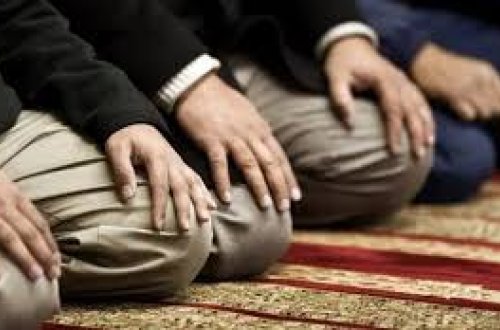 İçkili vəziyyətdə avtomobil idarə etdi, namaza gedən iki nəfəri vurub öldürdü - Şəkidə dəhşətli cinayət