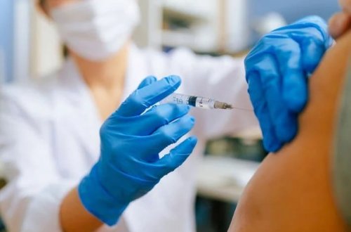 ABŞ Covid-19 peyvəndi ilə bağlı tövsiyəni ləğv edir