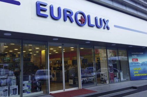 “Eurolux”un rəhbəri evini satdı - 289 min manatı işçisi ələ keçirdi