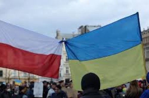 Polşa prezidenti bəzi ukraynalılar üçün sosial müavinətləri ləğv etdi