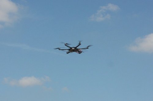 İsveçin hərbi bazası yaxınlığında dronlar müşahidə edilib