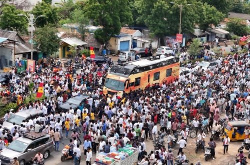 Hindistandakı mitinqdə 30-a yaxın adam ölüb