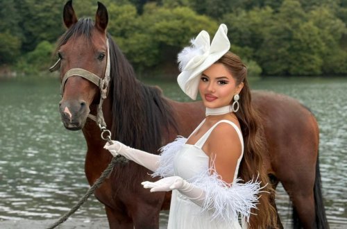 Mina Hüseyndən ad günündə sevgi etirafı - VİDEO