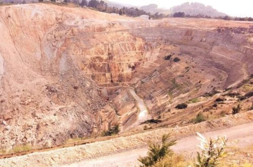 Nigeriyada qızıl mədəni çökdü