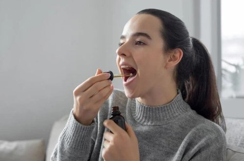 Dilində ağrı hiss etdi, lakin məhəl qoymadı: Xərçəng əlaməti olduğu ortaya çıxdı