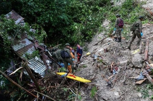 Filippində 6,9 bal gücündə zəlzələ baş verib