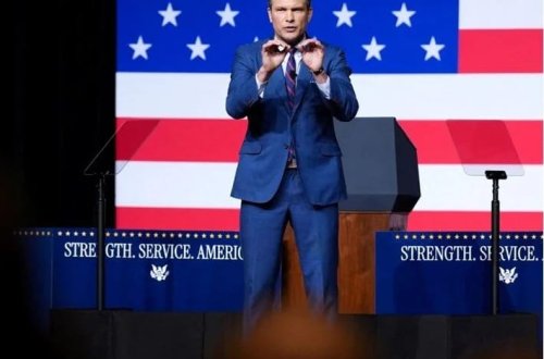 ABŞ-ın hərbi naziri ordudakı şişman generallara müharibə elan edib