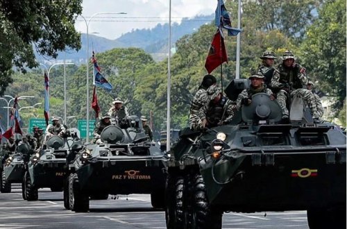 Venesuelada xəbərdarlıq: 5-dən çox döyüş təyyarəsi aşkar edilib