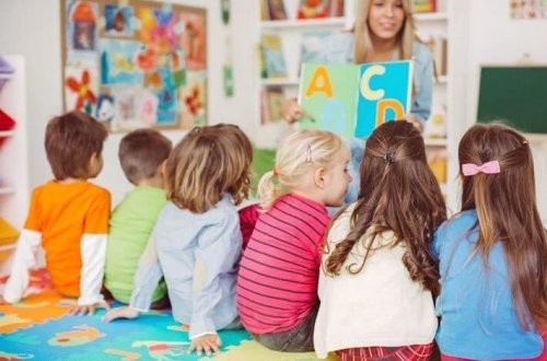 Uşaq baxçası şəbəkəsinə kiberhücum: Hakerlər üzr istəyib