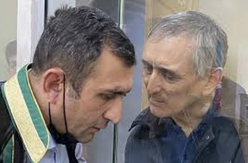 Tanınmış vəkillərin fəaliyyətləri dayandırıldı