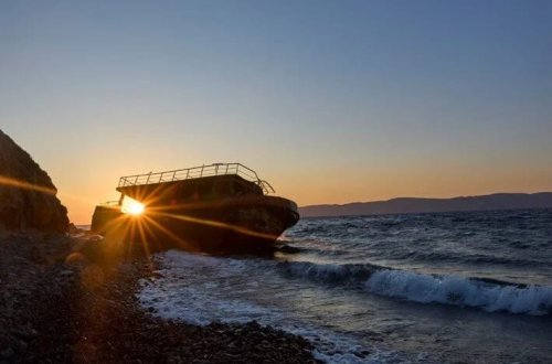 Lesbos adasında qayığın rifə çırpılması nəticəsində 4 nəfər ölüb
