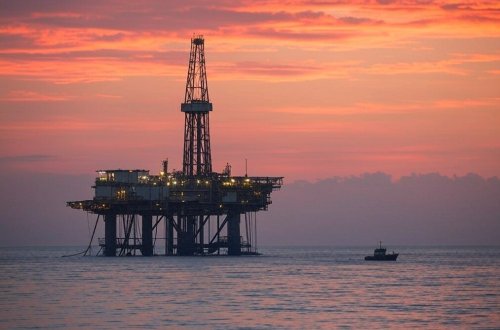 Azərbaycan nefti ucuzlaşıb