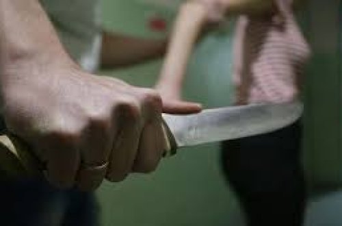 Abşeronda evli kişi sevgilisini bıçaqladı: 10 illik münasibətin sonu faciə ilə bitdi