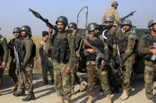 Pakistan-Əfqanıstan sərhədində yeni silahlı toqquşmalar baş verib