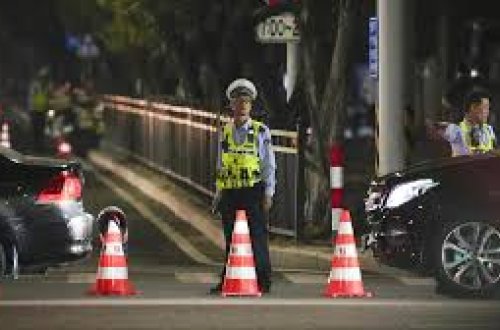 Çində sürücü avtomobili insanların üzərinə sürdü: Ölənlər və yaralananlar var