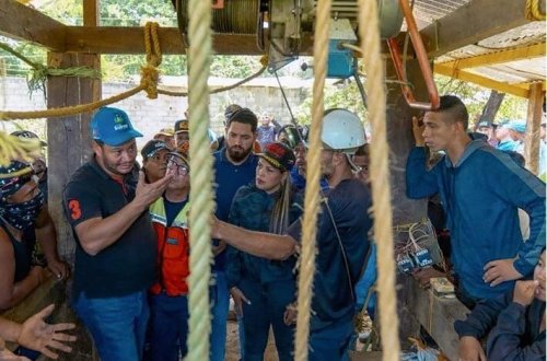 Venesuelada güclü yağışlar qızıl mədəninin çökməsinə səbəb olub, 14 nəfər həlak olub