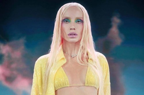 Türkiyəli məşhur müğənni tanınmaz halda - FOTO