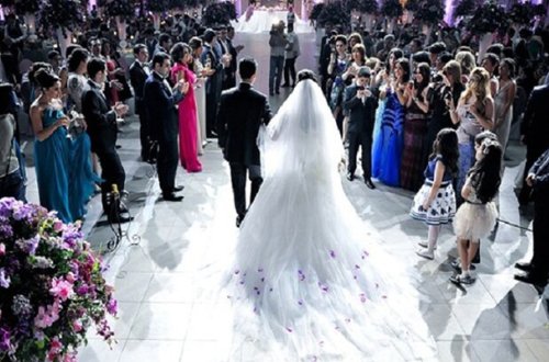 Gəncədə toyda bıçaqlanma - Saxlanılan var