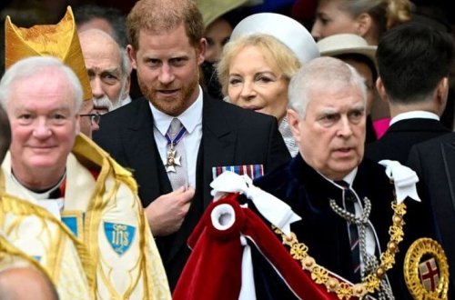 Şahzadə Endryu bütün kral titullarından imtina etdi