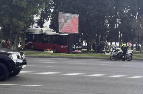 Dünənki qəzanın anbaan görüntüləri - VİDEO