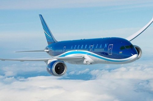 AZAL-ın təyyarəsi İrəvana eniş etdi - FOTO