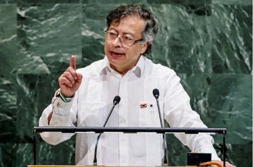 Tramp Petronu hədəfə alıb: O, quldur və pis adamdır 