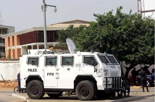 Qanada etnik toqquşmalar davam edir: 10 ölü