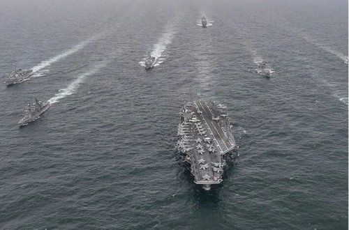 ABŞ-a məxsus helikopter və döyüş təyyarəsi Cənubi Çin dənizinə düşüb