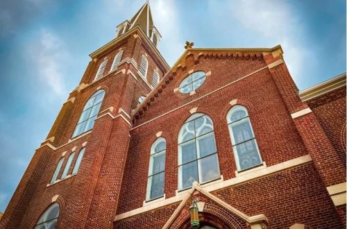 İtaliyada 4625 nəfərin keşişlər tərəfindən zorakılığa məruz qaldığı bildirilir