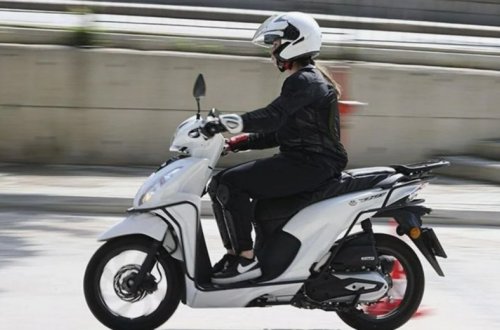 Paytaxtda motosiklet və moped oğruları saxlanıldı