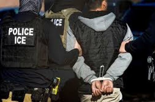 ABŞ qanunsuz miqrantların həbs və deportasiyasını sürətləndirəcək