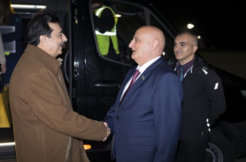 Pakistan Senatının sədri Azərbaycana gəlib