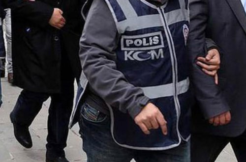 Türkiyədə FETÖ ilə əlaqədə şübhəli bilinən iki yüksək rütbəli zabit saxlanıldı