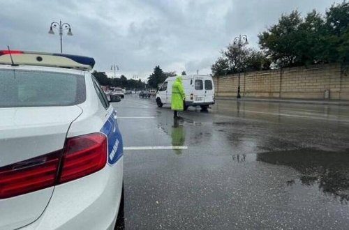 Yağıntılı hava ilə bağlı sürücülərə MÜRACİƏT