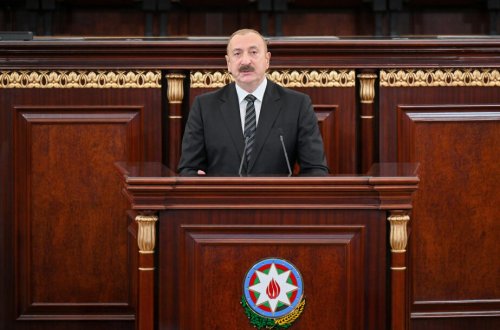 Prezident AMEA-nın 80 illik yubiley yığıncağında çıxış edib