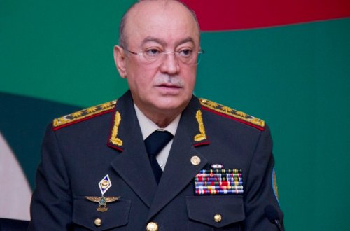 Heydərov Mehdiyevin oğlunu və Mikayılovu müdafiə edəcəkmi?