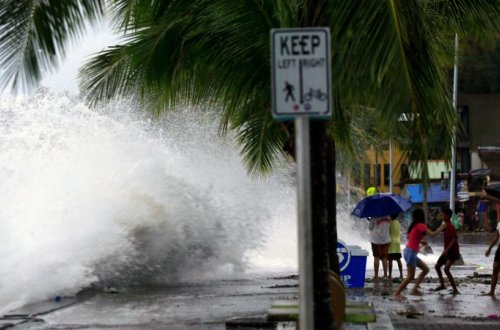 Filippində tayfun xəbərdarlığı - İnsanlar təxliyə olundu