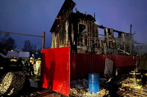 Rusiyada dəhşətli hadisə: Dördü uşaq olmaqla yeddi nəfər yanaraq öldü