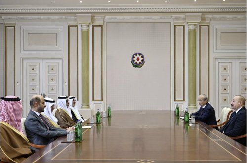 İlham Əliyev Ərəb Koordinasiya Qrupuna daxil olan üzv qurumların rəhbər şəxslərini qəbul etdi - FOTOLAR