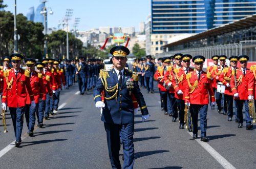 Sabah Bakıda hərbi yürüşlər keçiriləcək - Bu istiqamətlərdə