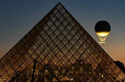 Luvr soyğunçusu Youtuber olub: Muzeyin harada olduğunu bilmirdik