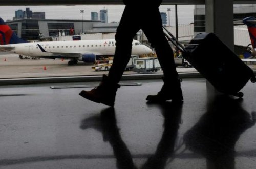 ABŞ 40 hava limanının tutumunu 10 faiz azaldacaq