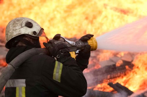 Zaqatalada qohumunun əmlakını yandıran şəxs SAXLANILDI