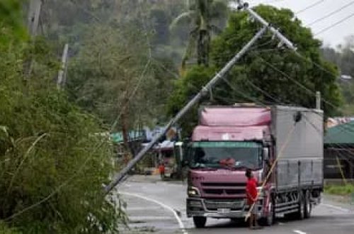 Bir ildə 21-ci tayfun: Funq-vonq Filippini viran etdi