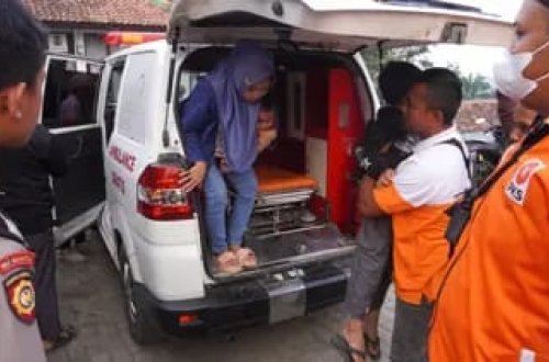 Hökumətin pulsuz qida proqramı minlərlə insanı xəstəxanaya yerləşdirib