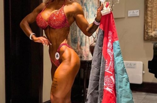 Uşaq gəlin 15 ildən sonra bodibildinq çempionu olub