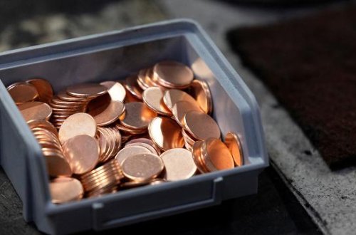 238 illik qəpik sikkə rəsmi olaraq zərb edilməsini dayandırdı