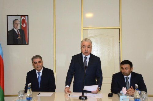 Göyçayın yeni icra başçısı kollektivə təqdim olundu