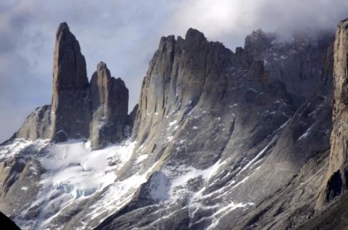 Çilidə gəzintiyə çıxan 5 turist fırtınada ölüb